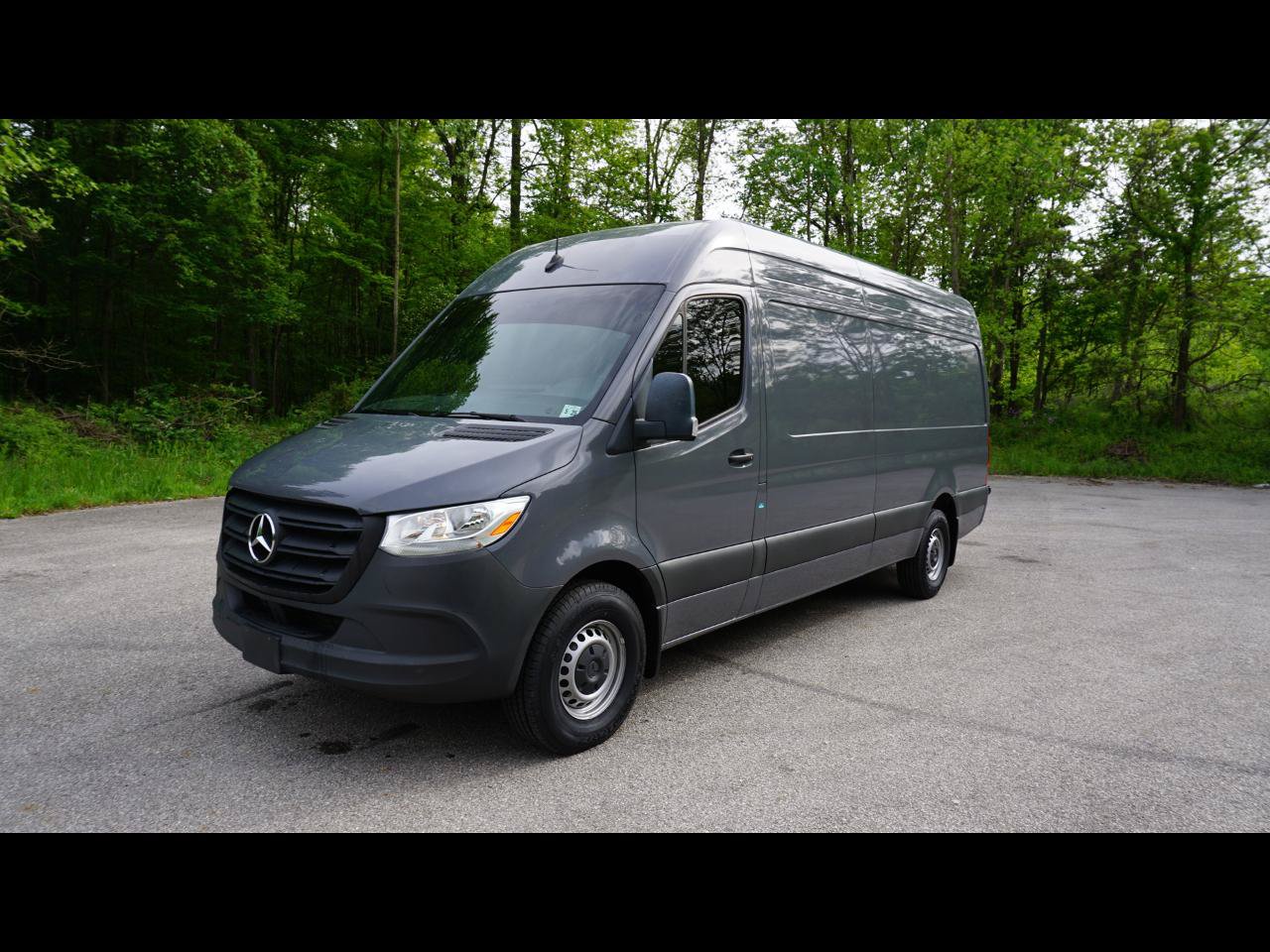 Used 2024 Mercedes-Benz Sprinter 2500 image 1