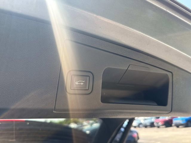 Used 2024 Cadillac XT4 Sport w/ Trailering Package image 9