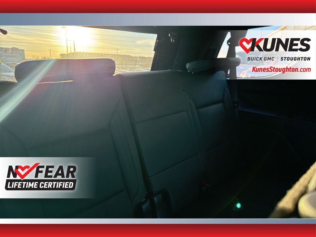 Used 2025 GMC Yukon Denali image 48