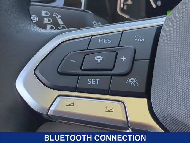 Certified 2025 Volkswagen Jetta SEL FWD image 13