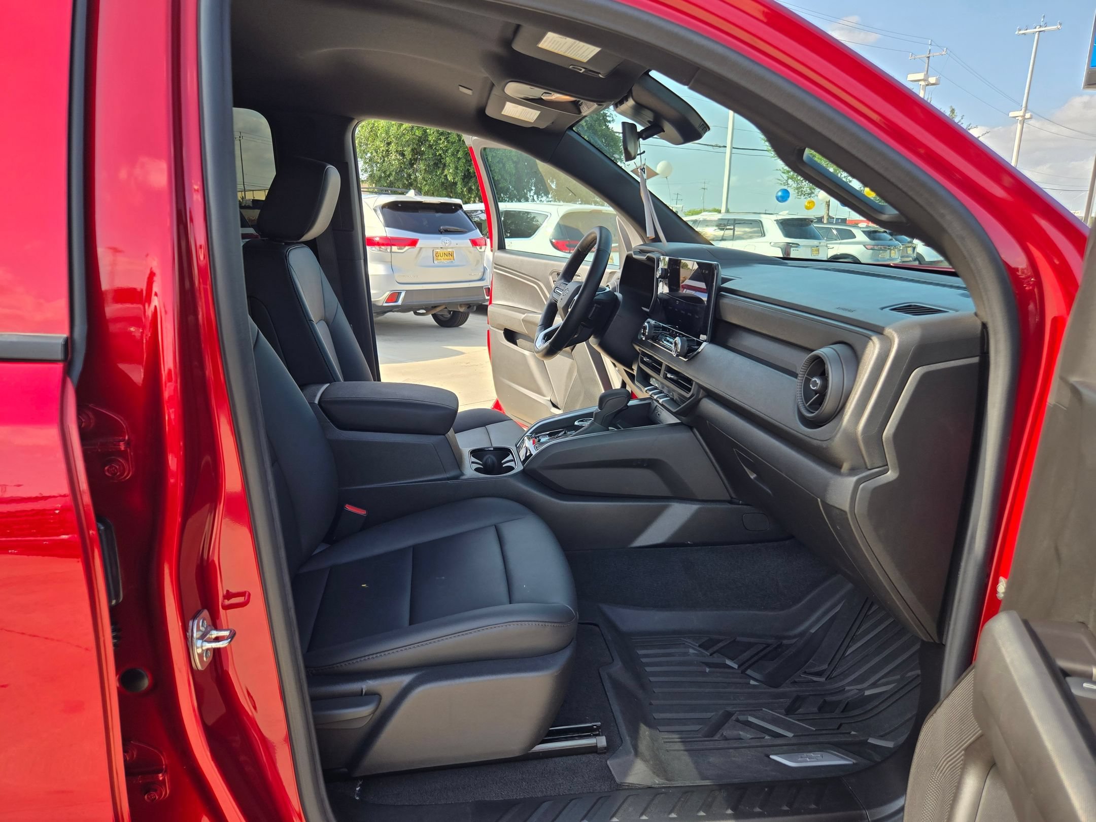 Certified 2025 Chevrolet Colorado Trail Boss AWD/4WD image 21