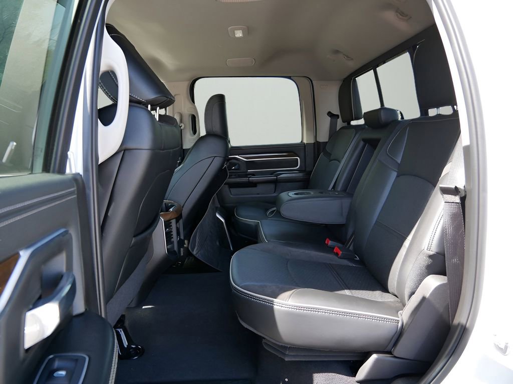 Used 2024 RAM 2500 Laramie AWD/4WD image 11