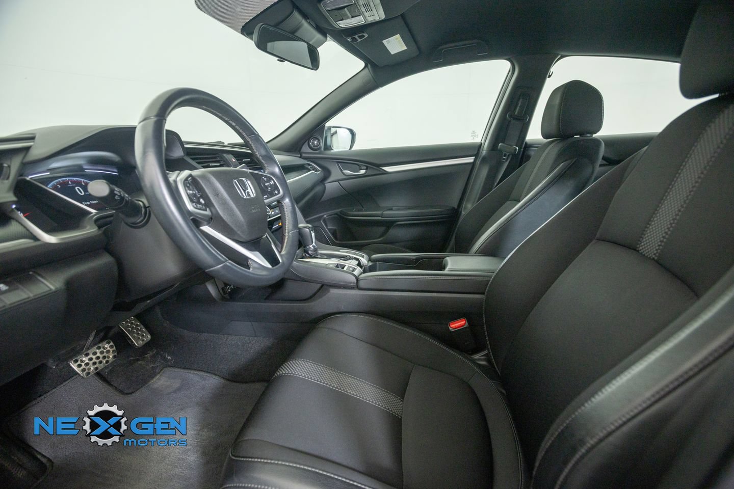 Used 2019 Honda Civic Sport image 10
