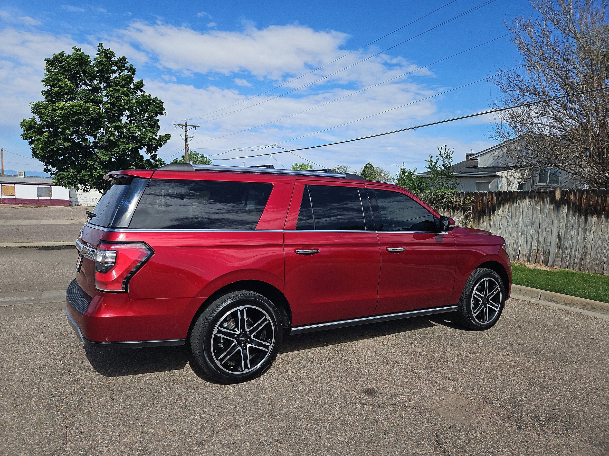 Used 2019 Ford Expedition Max Limited w/ Special Edition Package AWD/4WD image 4