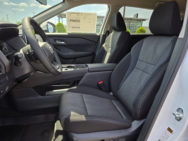 New 2026 Nissan Rogue SV FWD image 7