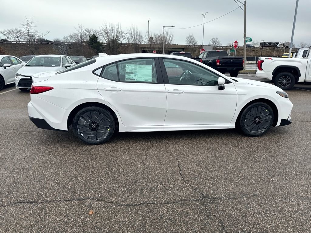 New 2026 Toyota Camry SE image 8