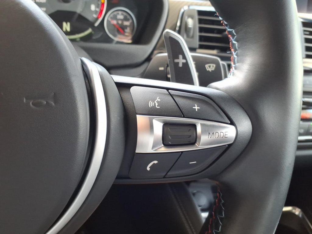 Used 2015 BMW M3 RWD image 32