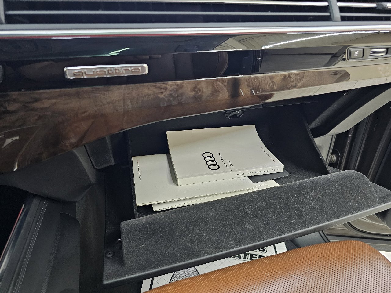 Used 2018 Audi Q7 3.0T Prestige image 40