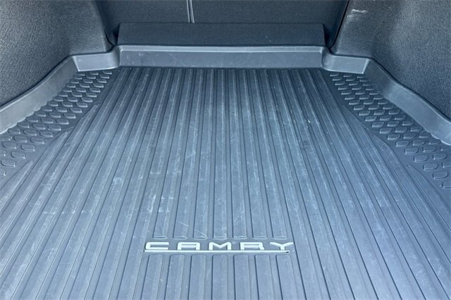 Used 2021 Toyota Camry XSE image 17