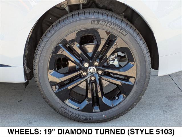 New 2026 Jaguar F-PACE R-Dynamic S image 6