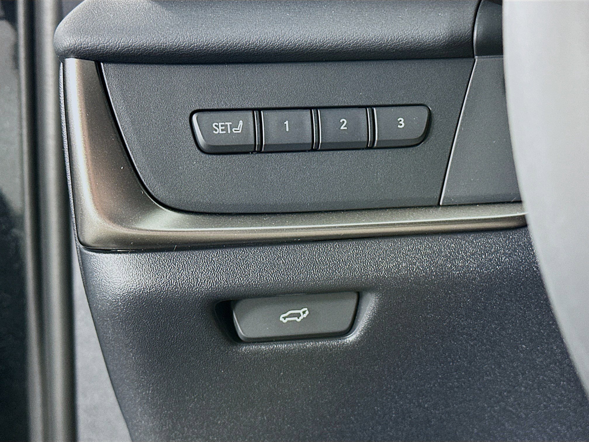 New 2026 Lexus RZ 450e AWD image 10