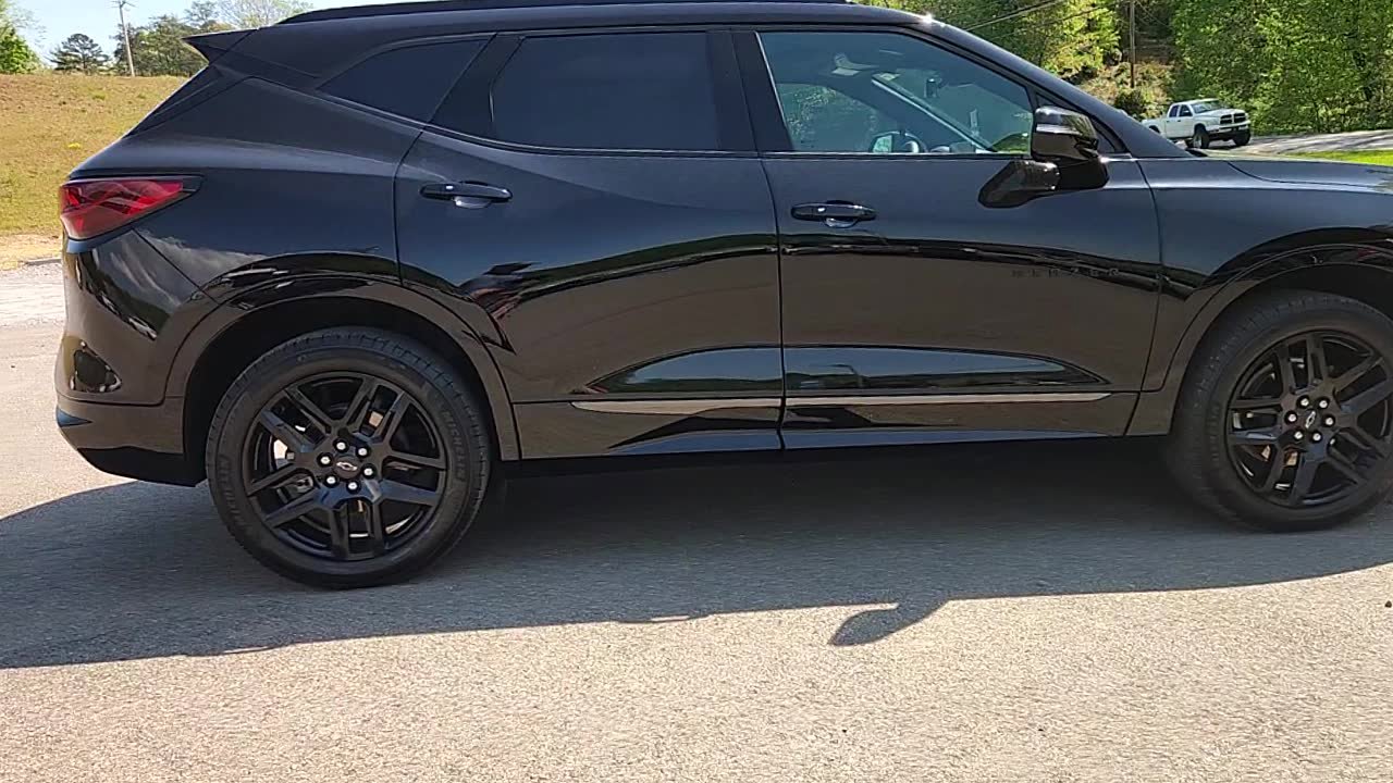 Used 2025 Chevrolet Blazer RS w/ Driver Confidence II Package image 10