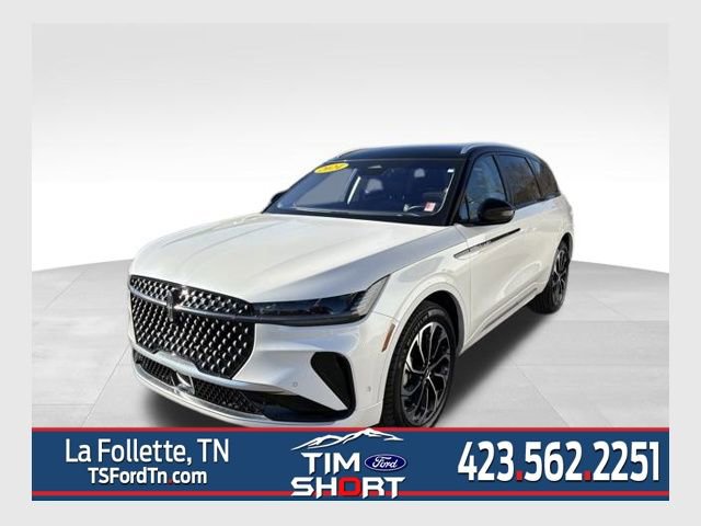 Used 2024 Lincoln Nautilus Reserve