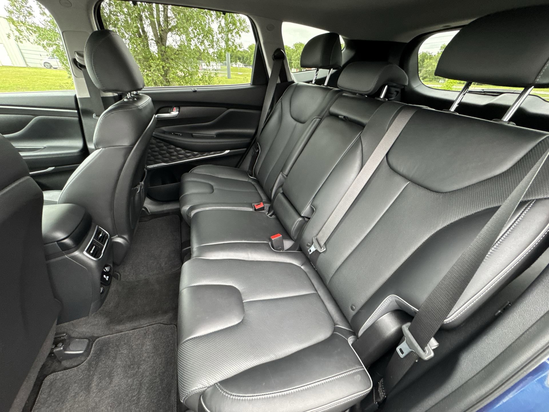 Used 2021 Hyundai Santa Fe Limited FWD image 23