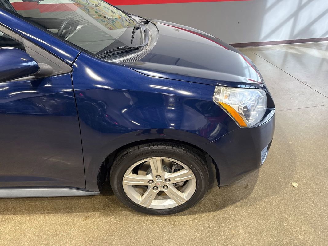 Used 2010 Pontiac Vibe AWD w/ Sun And Sound Package image 39