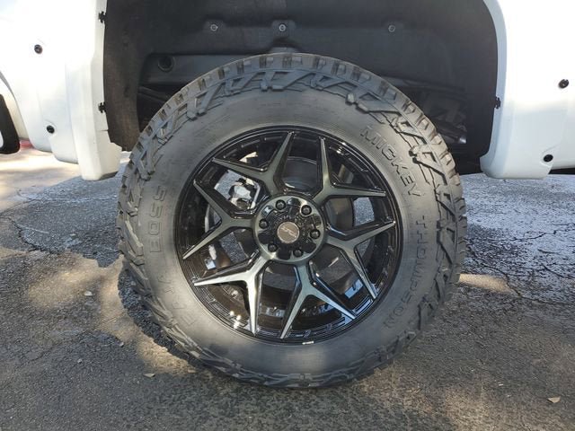 New 2026 GMC Sierra 1500 AT4 w/ Technology Package AWD/4WD image 6