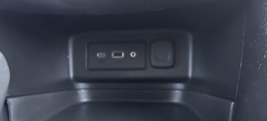 Used 2019 Chevrolet Equinox LT image 26