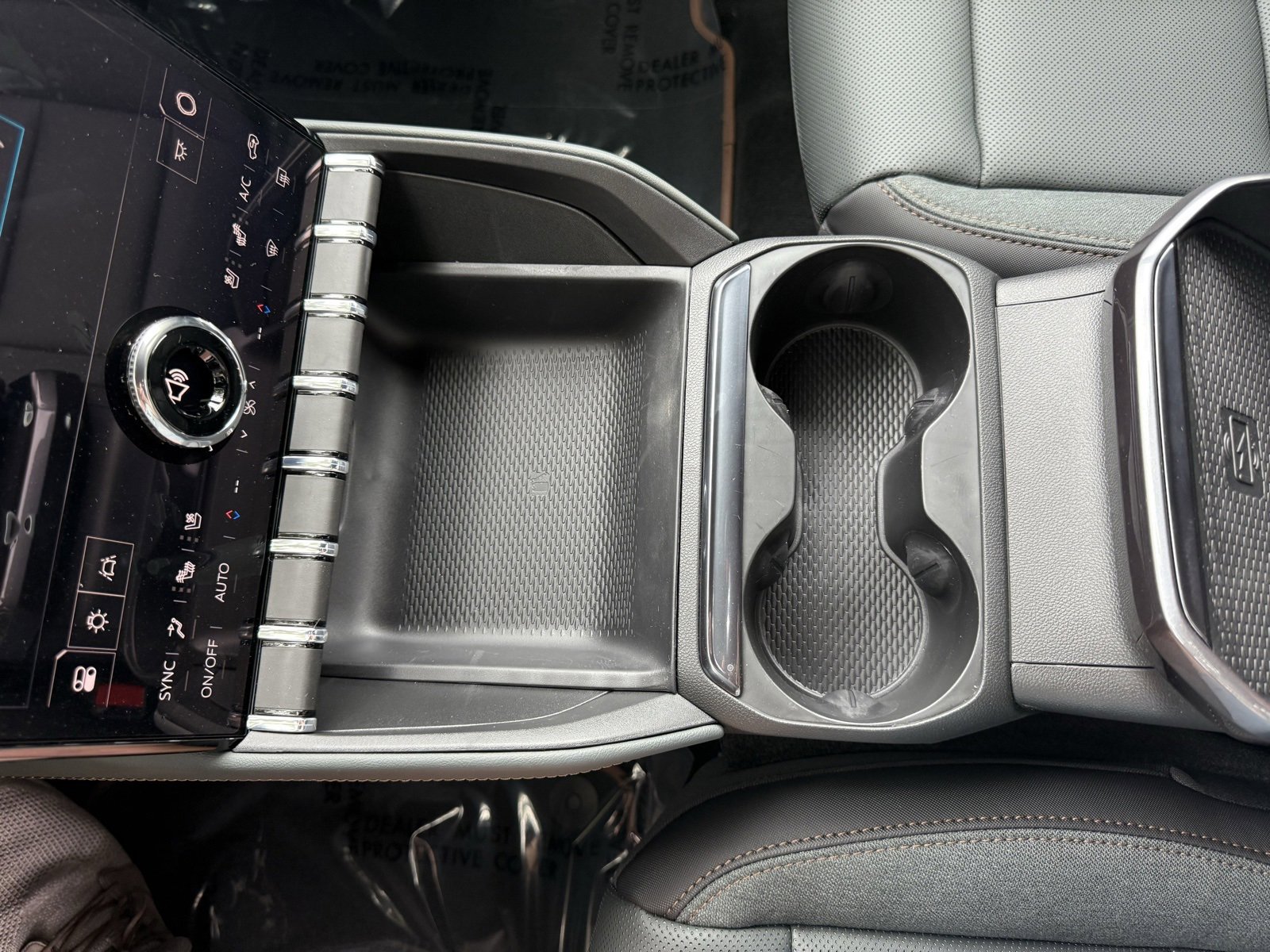 New 2026 GMC Terrain AT4 w/ Convenience Package III image 21