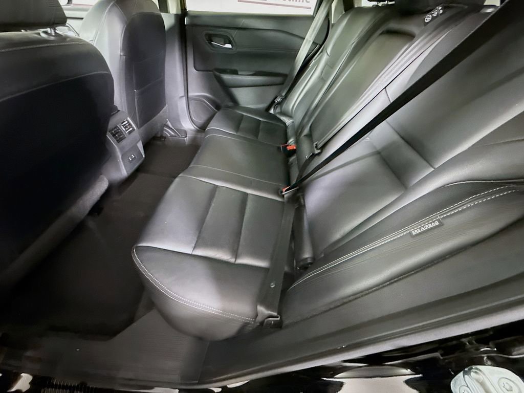 Certified 2024 Nissan Rogue SL image 28