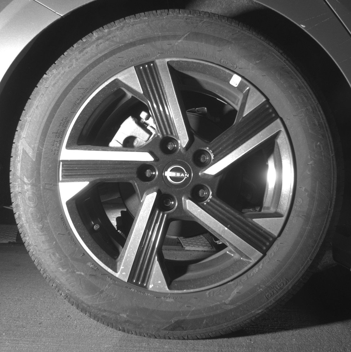 Used 2025 Nissan Sentra SV image 15