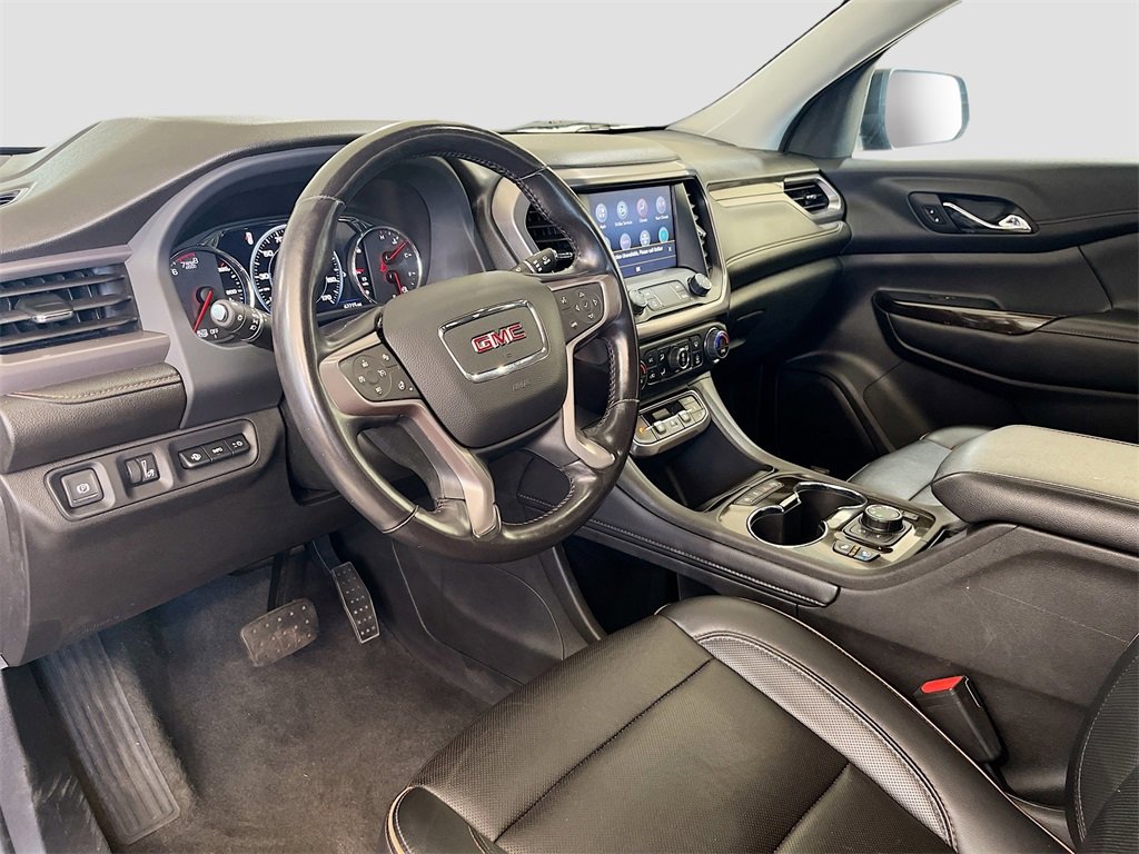 Used 2022 GMC Acadia AT4 w/ Technology Package image 9