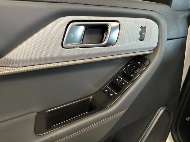 New 2026 Ford Explorer Active w/ Active Comfort Package image 29