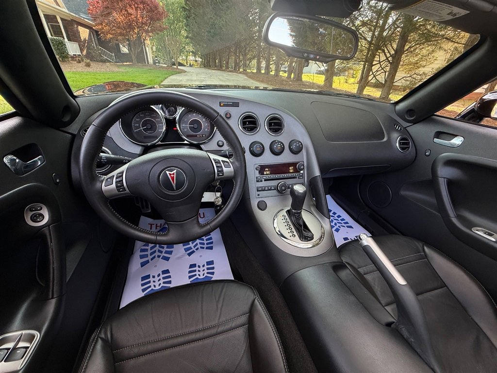 Used 2009 Pontiac Solstice GXP w/ Premium Package image 52