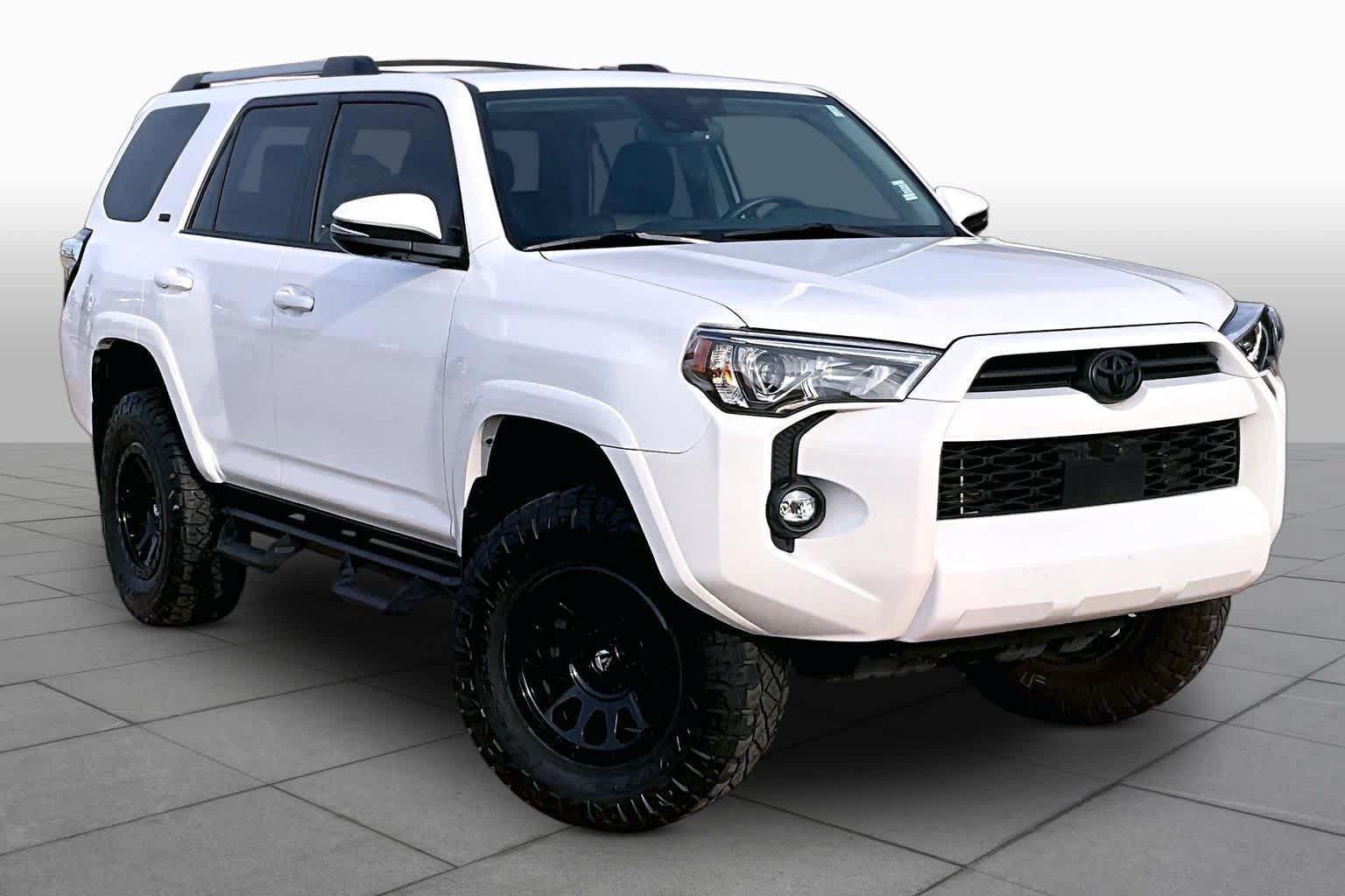 Used 2023 Toyota 4Runner SR5 Premium w/ Moonroof Package AWD/4WD image 3