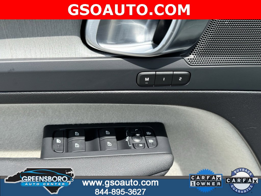 Used 2024 Volvo XC40 B5 Plus w/ Protection Package Premier image 13