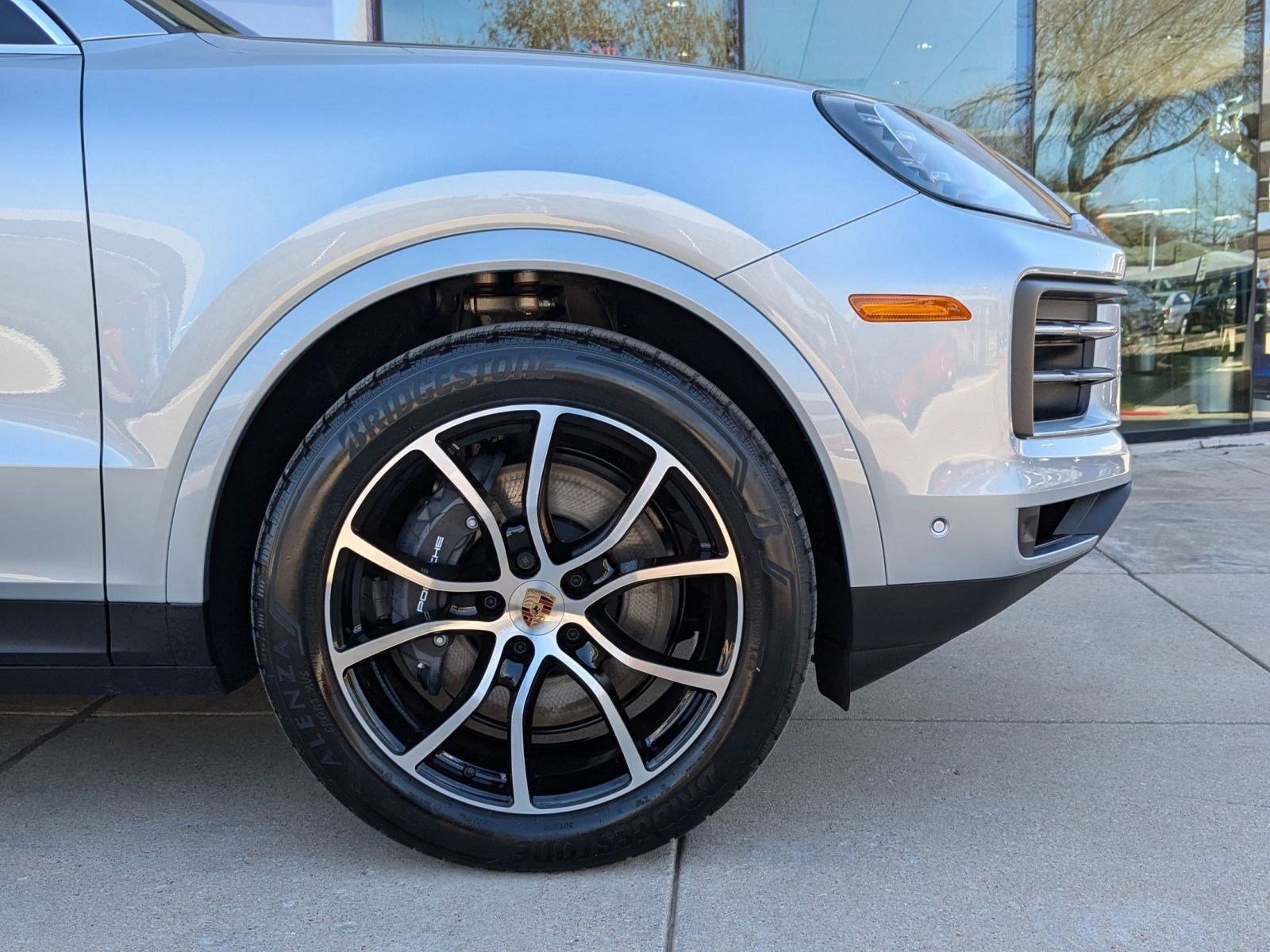 Certified 2025 Porsche Cayenne image 11