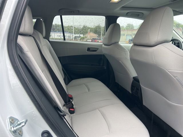 Used 2025 Toyota Corolla Cross LE w/ Moonroof Package AWD/4WD image 31