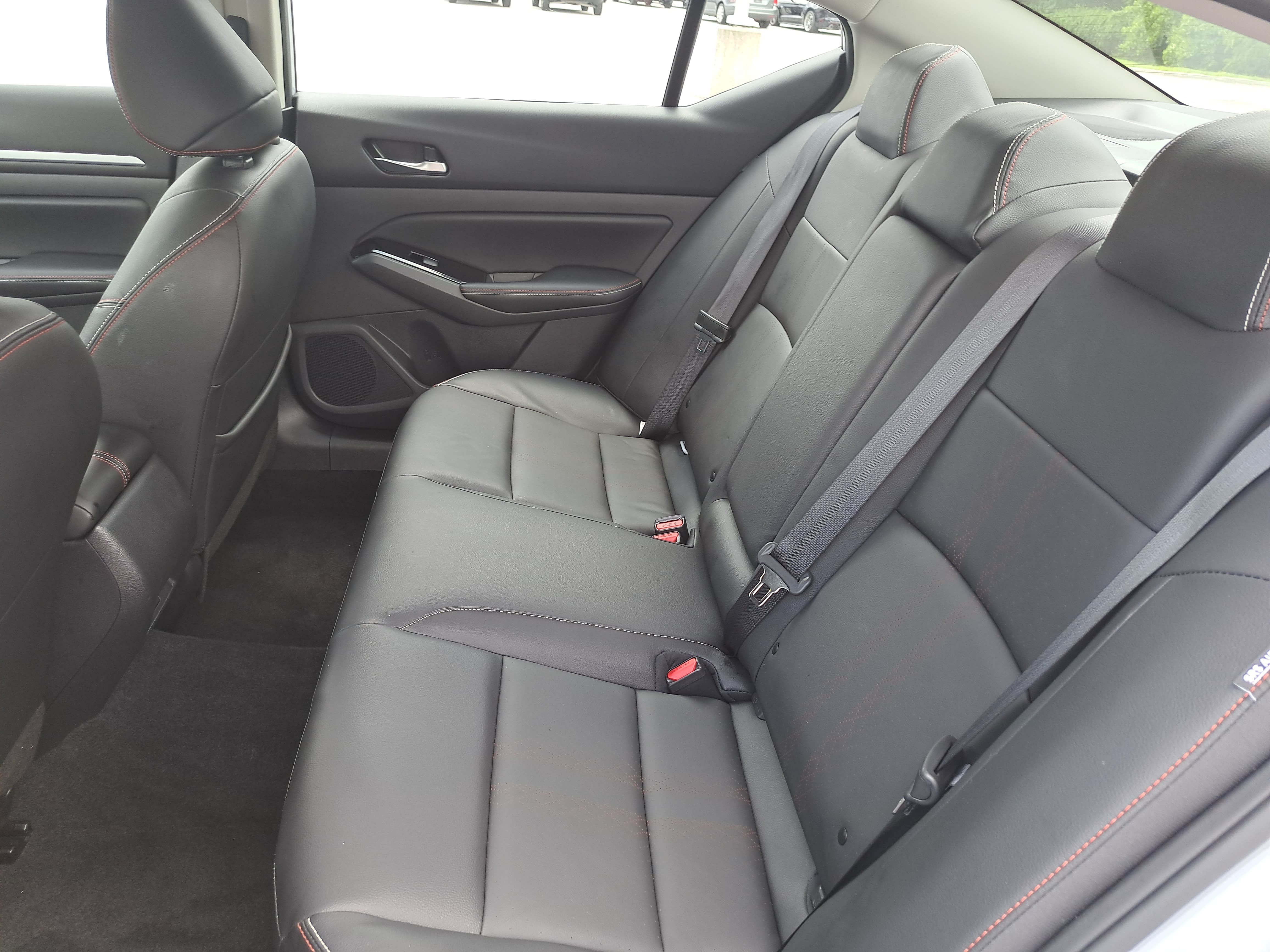 Used 2025 Nissan Altima 2.5 SR w/ SR Premium Package FWD image 14