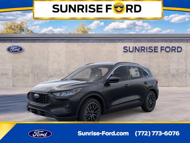 New 2025 Ford Escape SE w/ Class II Trailer Tow Package FWD 360° Tour