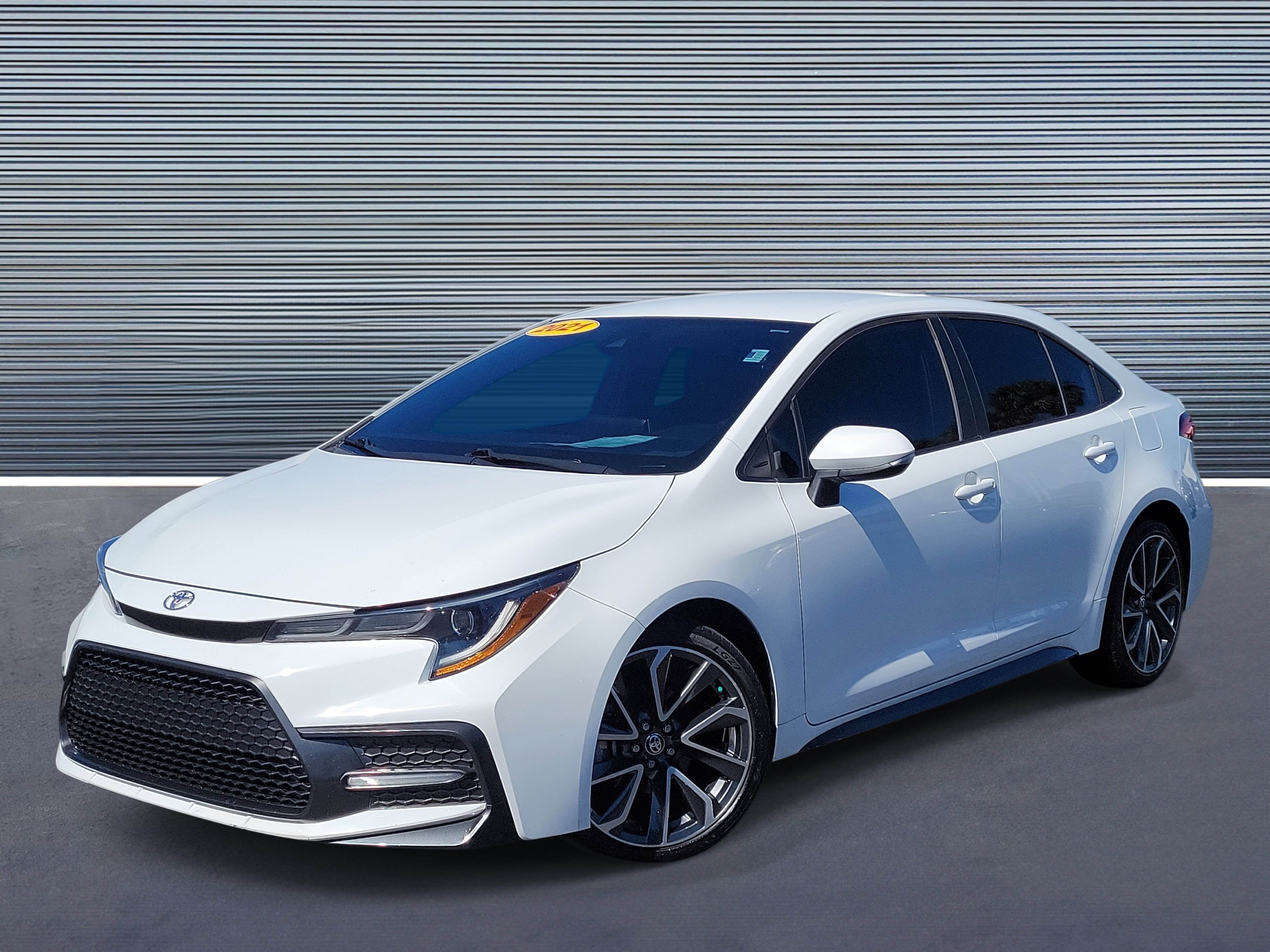Used 2021 Toyota Corolla SE image 1