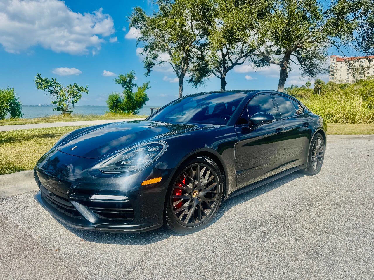 Used 2017 Porsche Panamera Turbo w/ Sport Package image 1