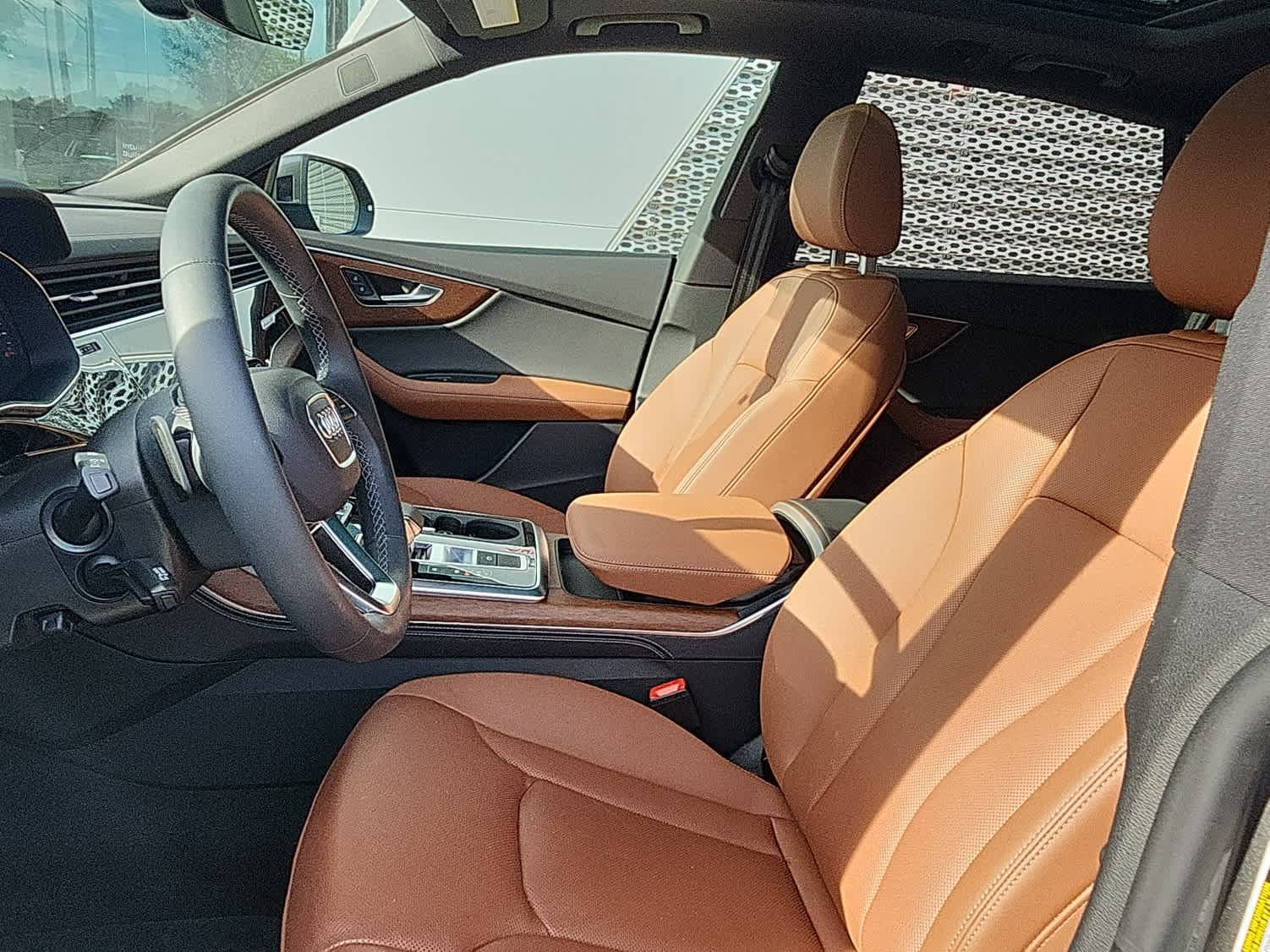 Certified 2025 Audi Q8 Premium Plus AWD/4WD image 4