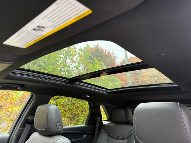 Used 2025 Cadillac XT5 Premium Luxury image 29