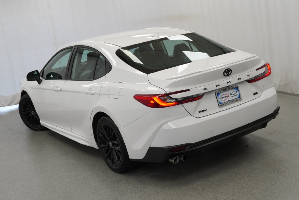 Used 2025 Toyota Camry SE FWD image 27