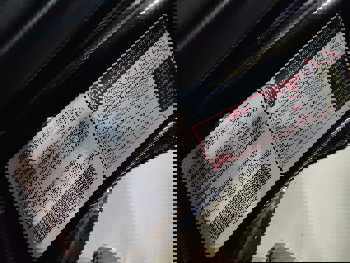 Used 2009 Nissan 370Z Touring image 21