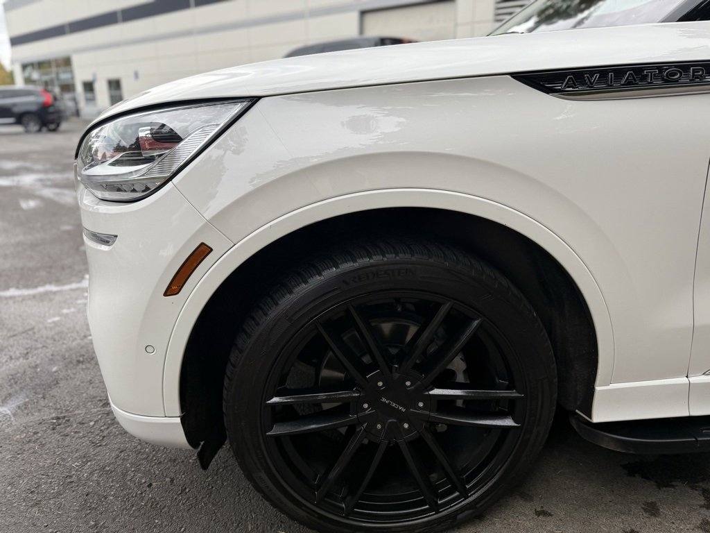 Used 2022 Lincoln Aviator Black Label w/ Dynamic Handling Package image 8