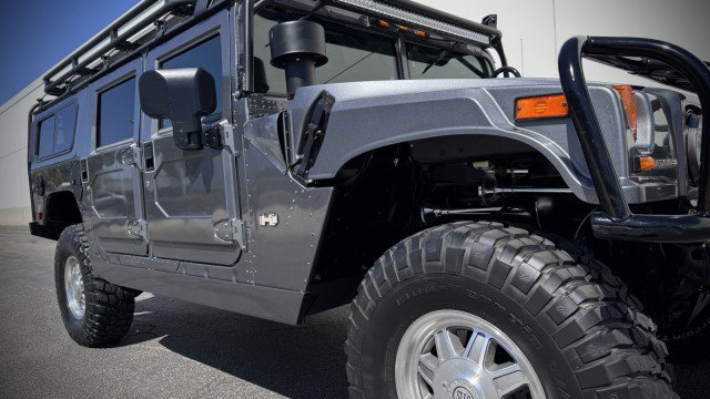 Used 2003 HUMMER H1 4-Door Wagon AWD/4WD image 24