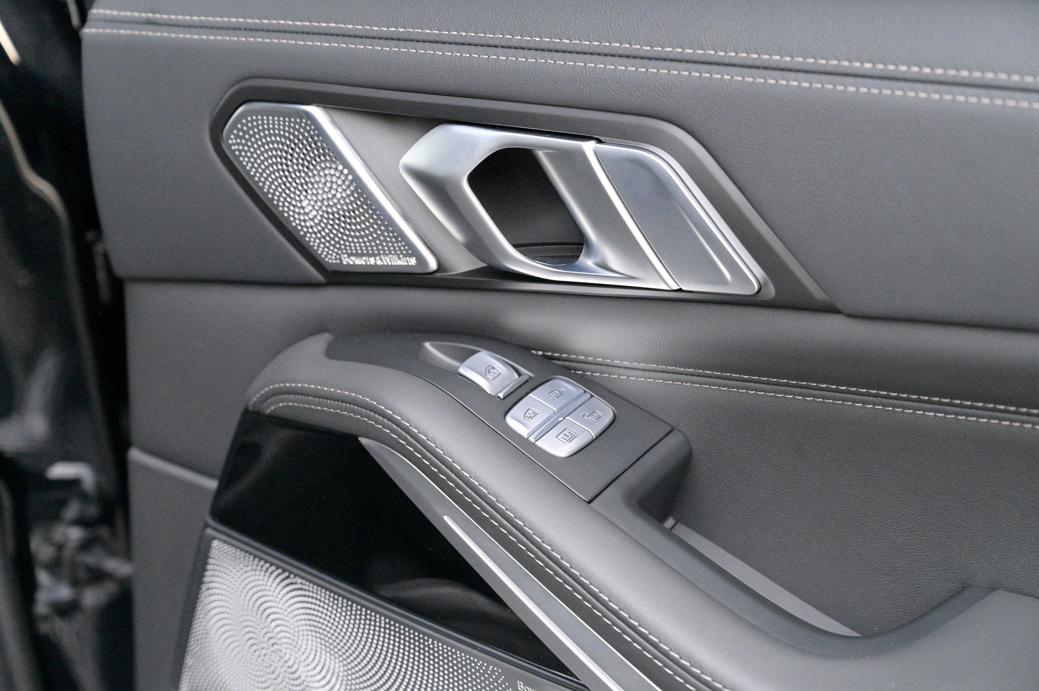 Used 2025 BMW ALPINA XB7 image 55