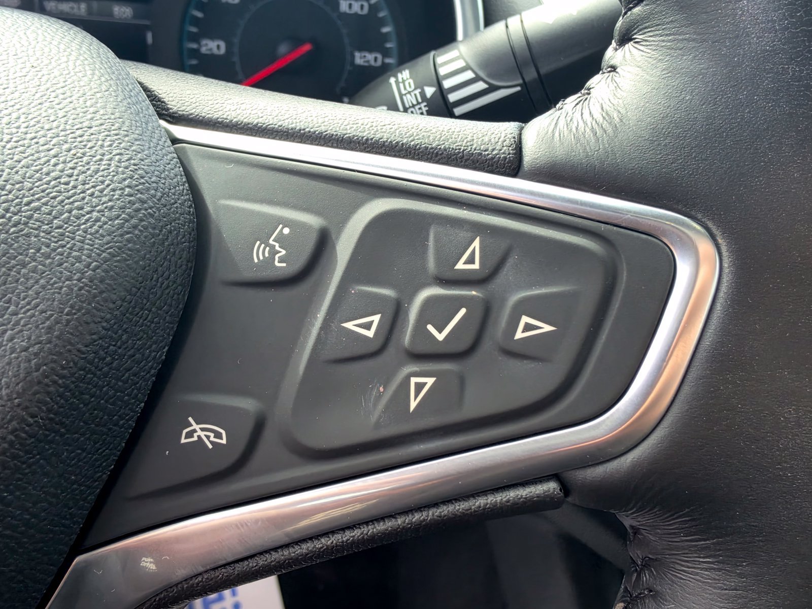 Used 2021 Chevrolet Malibu LT w/ Leather Package FWD image 15