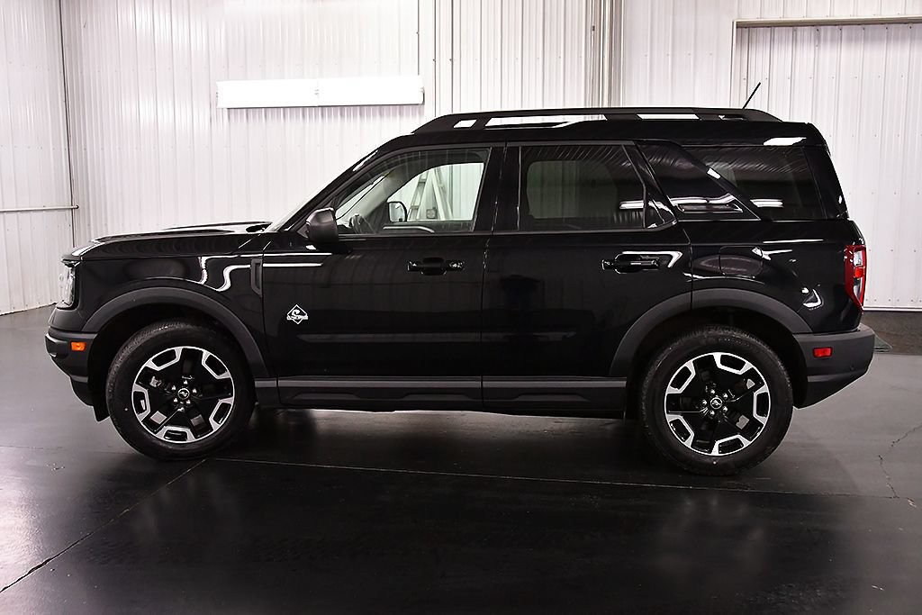 Used 2023 Ford Bronco Sport Outer Banks AWD/4WD image 4