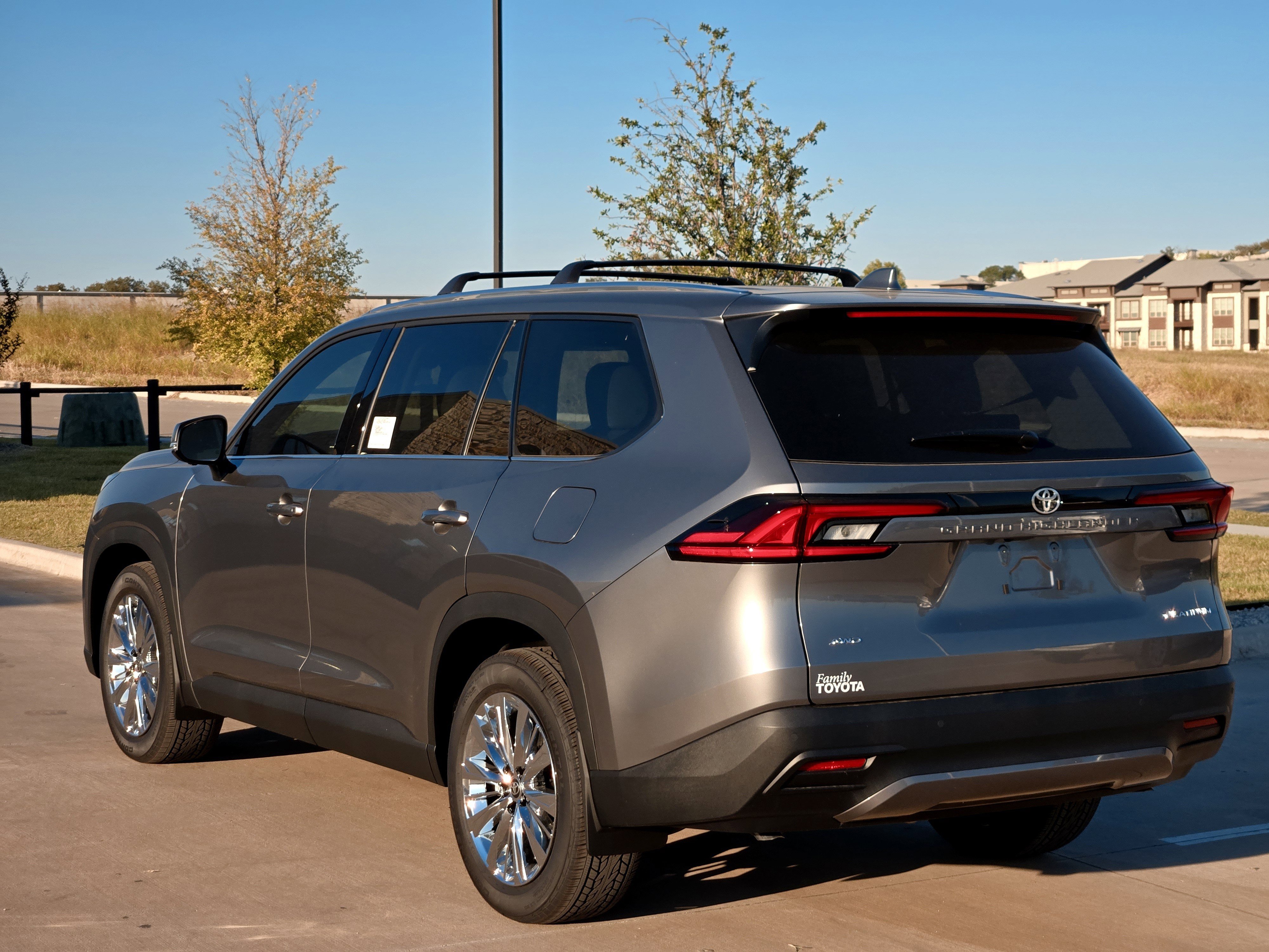 New 2026 Toyota Grand Highlander AWD image 4