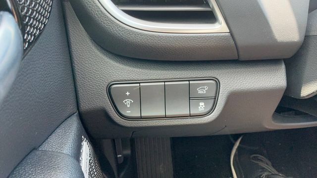 Used 2025 Kia Seltos SX AWD/4WD image 34