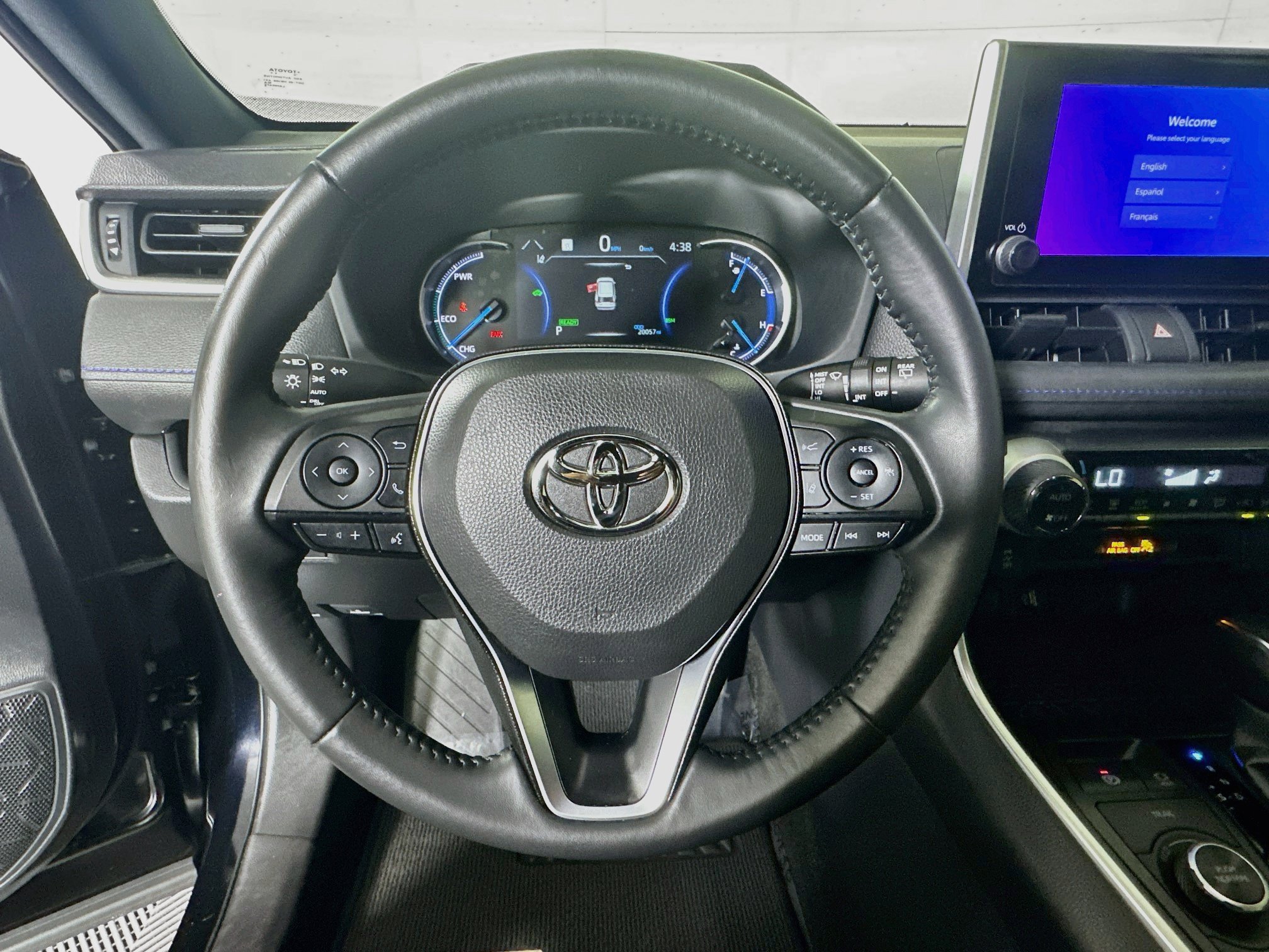 Used 2024 Toyota RAV4 SE AWD/4WD image 15