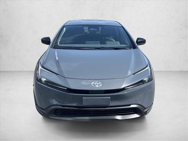 Used 2025 Toyota Prius LE image 2