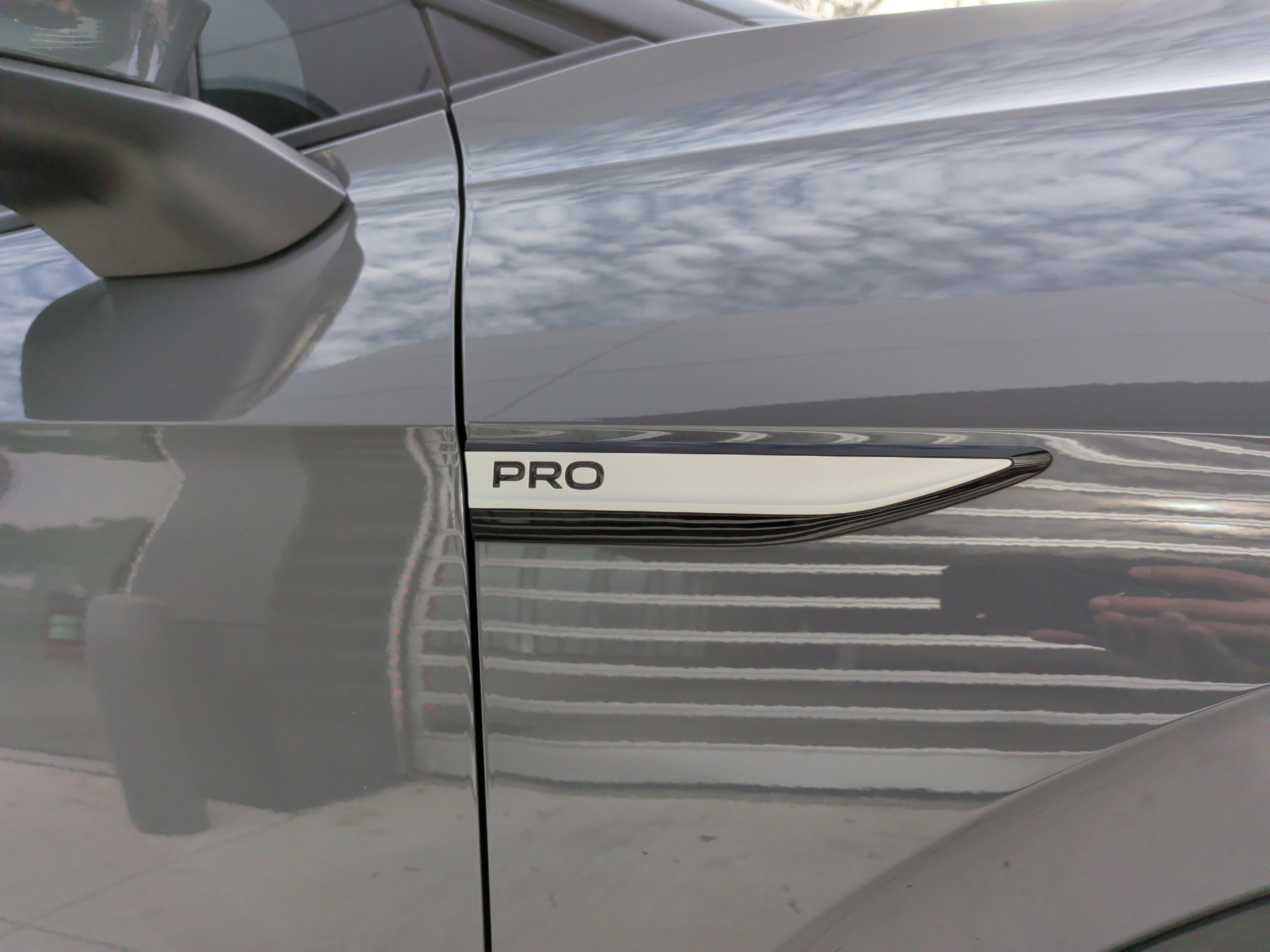 Used 2023 Volkswagen ID.4 Pro image 35