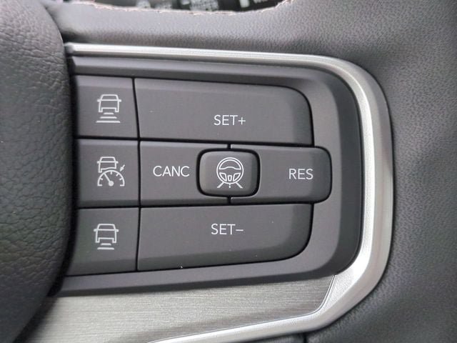 New 2026 Jeep Grand Wagoneer 4WD w/ Premium Group I image 27